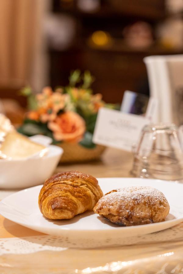 Real Borbone Bed and Breakfast Καζέρτα Εξωτερικό φωτογραφία