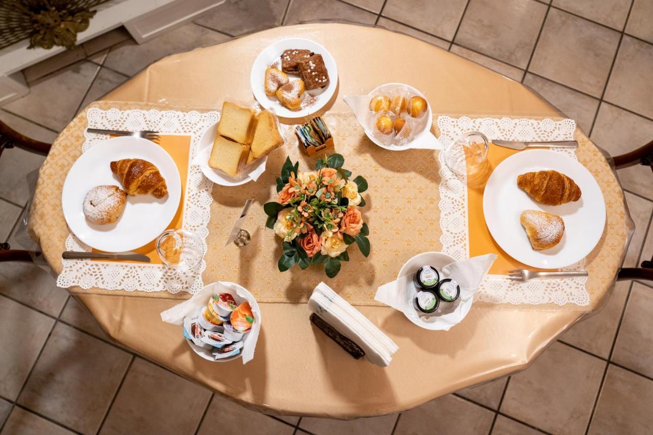Real Borbone Bed and Breakfast Καζέρτα Εξωτερικό φωτογραφία