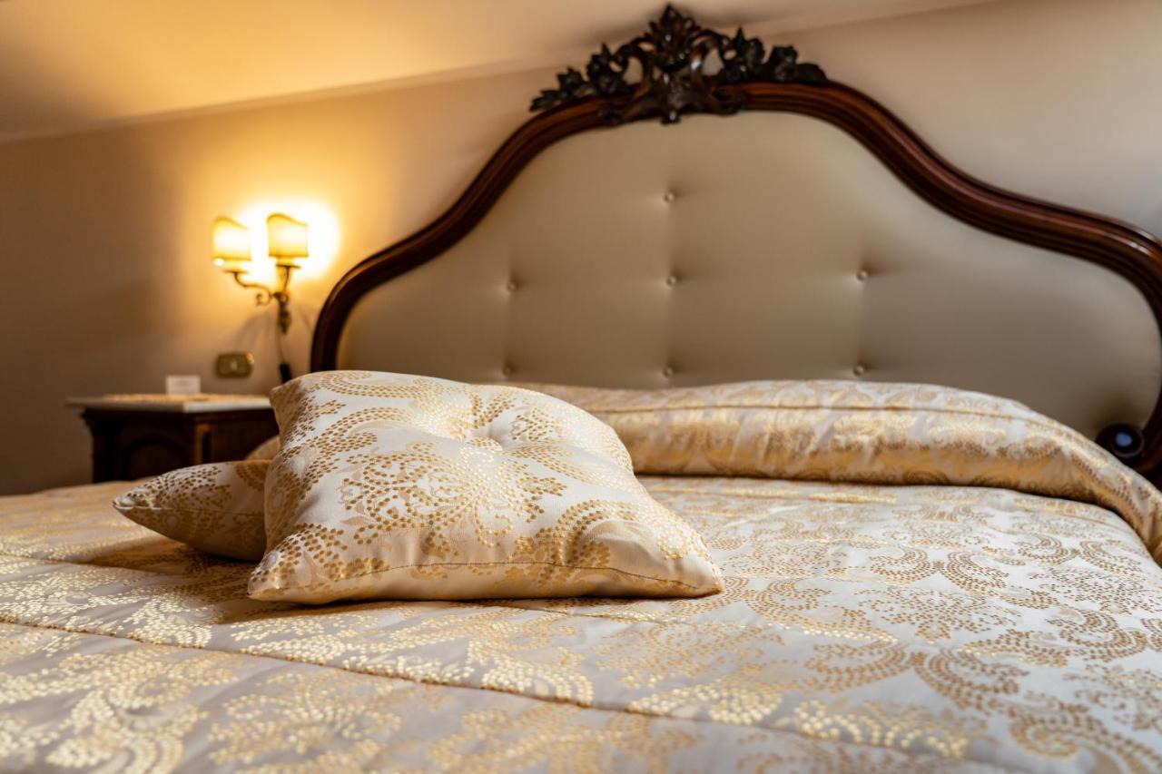Real Borbone Bed and Breakfast Καζέρτα Εξωτερικό φωτογραφία