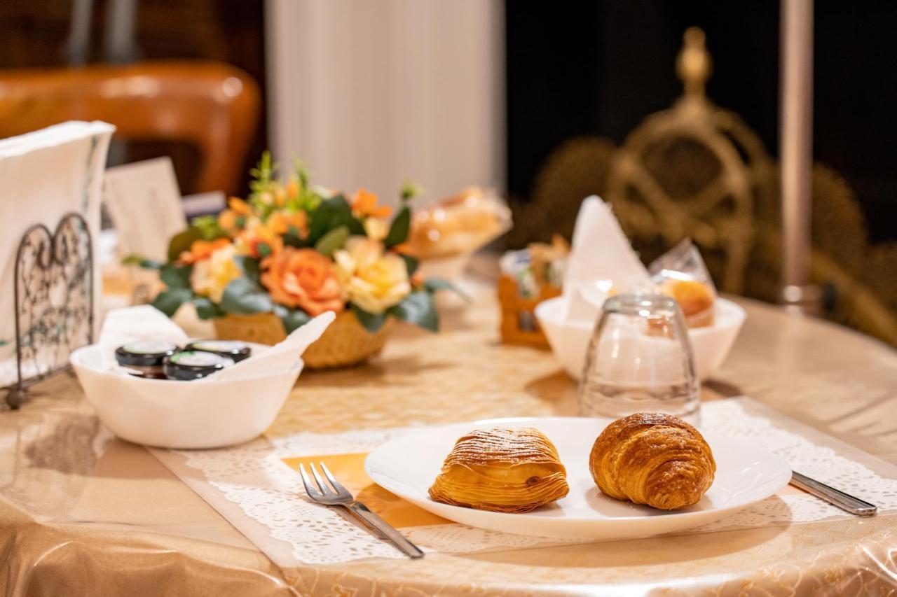 Real Borbone Bed and Breakfast Καζέρτα Εξωτερικό φωτογραφία