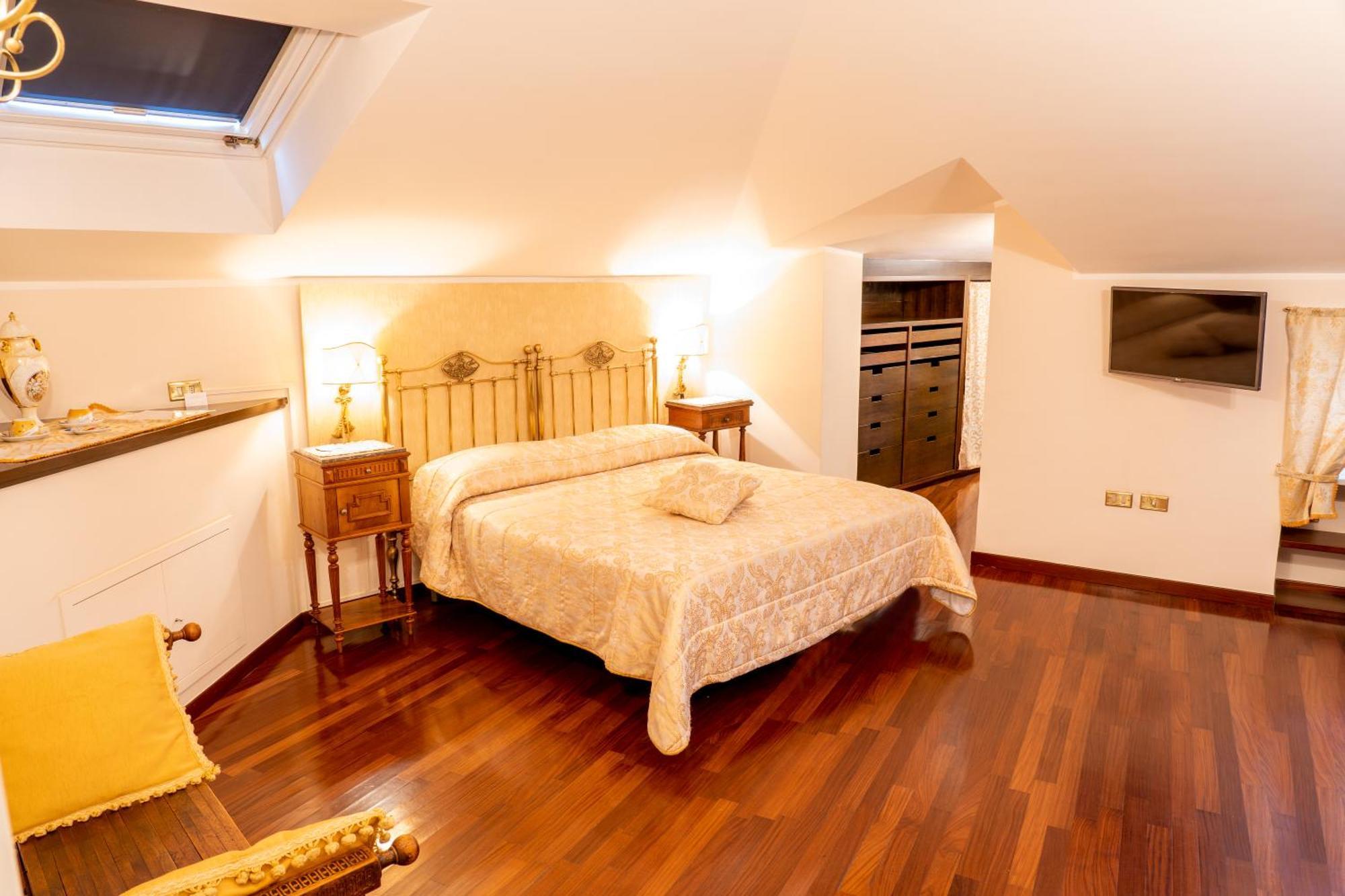 Real Borbone Bed and Breakfast Καζέρτα Δωμάτιο φωτογραφία